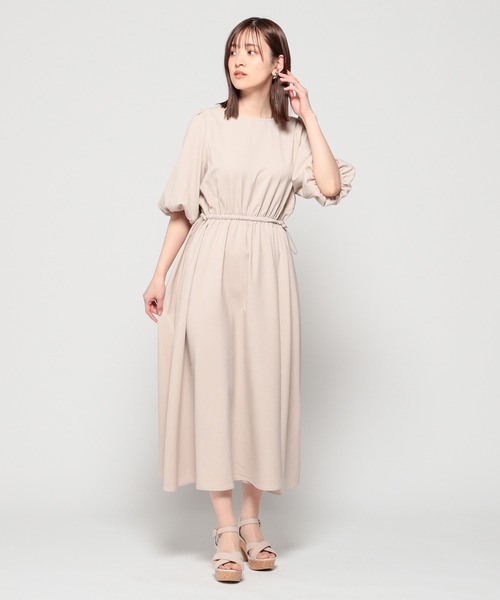 Honeys（ハニーズ）の「ドロスト使いワンピース（ワンピース・レディース・ブラック/ベージュ/ブルー・LL/3L/S/M/L）」の12枚目の写真