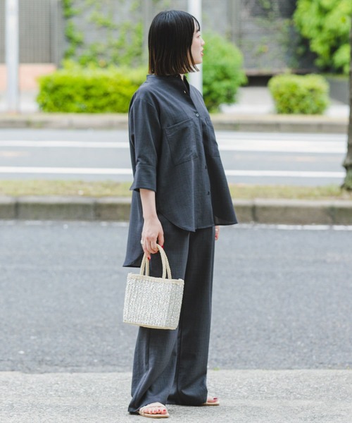 ITEMS URBANRESEARCH(アイテムズ アーバンリサーチ)の「『速乾/UVカット』『セットアップ対応』イージーケアドルマンシャツ(シャツ/ブラウス・レディース・チャコールグレー/モカ・FREE)」の6枚目の写真