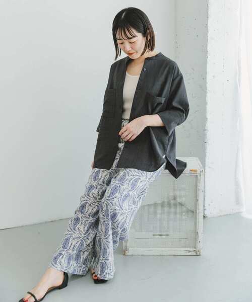 ITEMS URBANRESEARCH(アイテムズ アーバンリサーチ)の「『速乾/UVカット』『セットアップ対応』イージーケアドルマンシャツ(シャツ/ブラウス・レディース・チャコールグレー/モカ・FREE)」の10枚目の写真