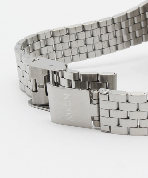 NIXON(ニクソン)の「SMALL TIME TELLER(NIXON)(アナログ腕時計・レディース・シルバー/ゴールド・FREE)」の5枚目の写真