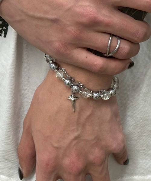 XU(エックスユー)の「【Never mind the XU】galaxy chain bracelet① / 【ネバーマインド ザ エックスユー】ギャラクシーチェーンブレスレットシルバーブレスレット(ブレスレット・メンズ・シルバー・ONE SIZE)」の2枚目の写真