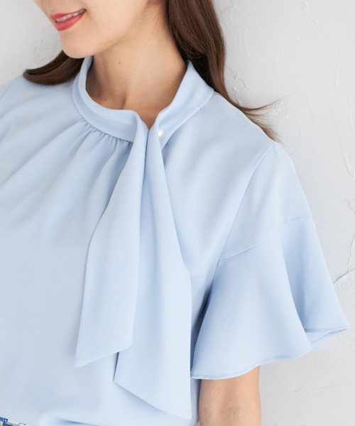 tocco closet(トッコ クローゼット)の「【ZOZO限定】フレアスリーブボウタイブラウス(シャツ/ブラウス・レディース・サックスブルー/パープル/ブラック/アイボリー・M)」の4枚目の写真