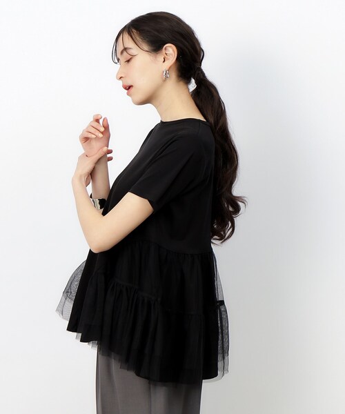 OPAQUE.CLIP(オペークドットクリップ)の「◆チュールドッキングティアードカットソー【洗濯機洗い可】(Tシャツ/カットソー・レディース・ブラック/ホワイト/ネイビー・36/40/38)」の12枚目の写真