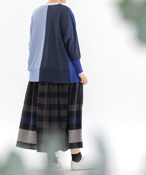 nop de nod（ノップドゥノッド）の「misc cloche レーヨンエステルUVカットカーディガン（カーディガン/ボレロ・レディース・ライトグレー/ブラック/オフホワイト/ダークブルー・3）」の16枚目の写真