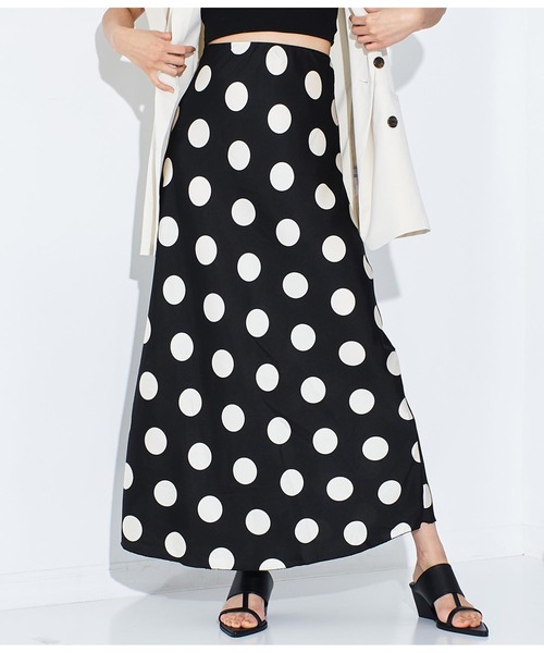 Settimissimo（セッティミッシモ）の「サテンドットプリントロングナロースカート（スカート・レディース・アイボリー/ブラック・FREE）」の2枚目の写真
