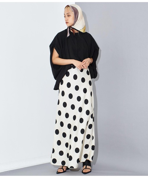 Settimissimo（セッティミッシモ）の「サテンドットプリントロングナロースカート（スカート・レディース・アイボリー/ブラック・FREE）」の7枚目の写真