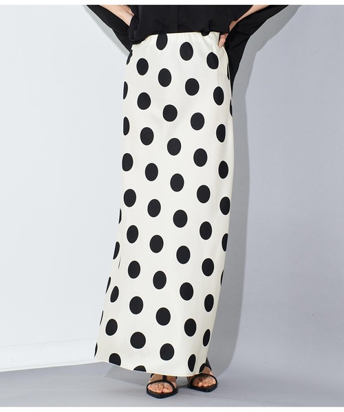 Settimissimo（セッティミッシモ）の「サテンドットプリントロングナロースカート（スカート・レディース・アイボリー/ブラック・FREE）」の4枚目の写真