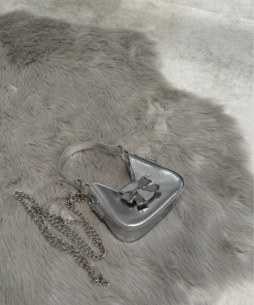 kutir(クティール)の「kutirlune/リボンミニバッグ(ハンドバッグ・レディース・シルバー/ブラック・FREE)」の9枚目の写真