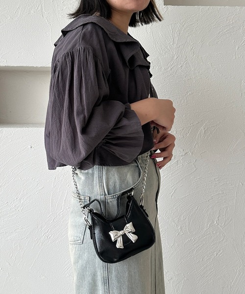 kutir(クティール)の「kutirlune/リボンミニバッグ(ハンドバッグ・レディース・シルバー/ブラック・FREE)」の8枚目の写真