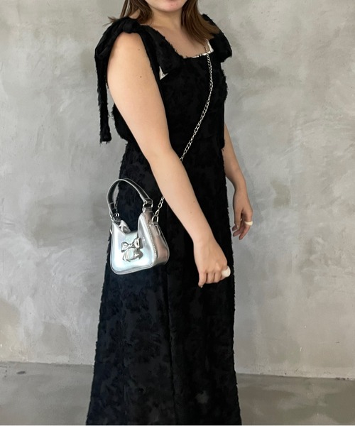 kutir(クティール)の「kutirlune/リボンミニバッグ(ハンドバッグ・レディース・シルバー/ブラック・FREE)」の18枚目の写真