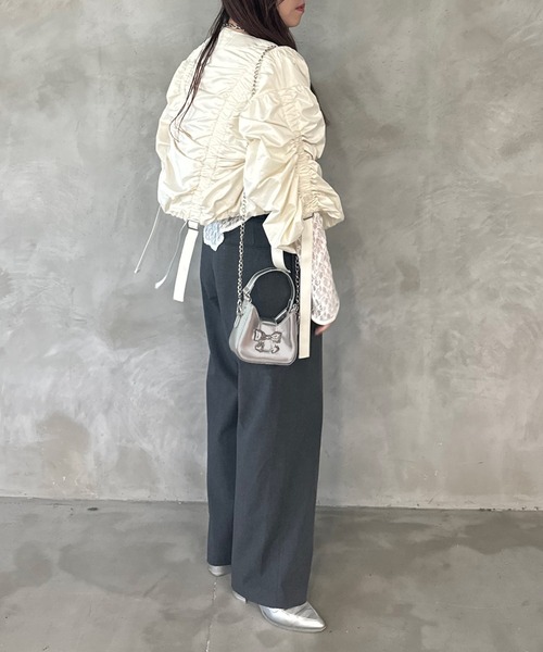 kutir(クティール)の「kutirlune/リボンミニバッグ(ハンドバッグ・レディース・シルバー/ブラック・FREE)」の21枚目の写真