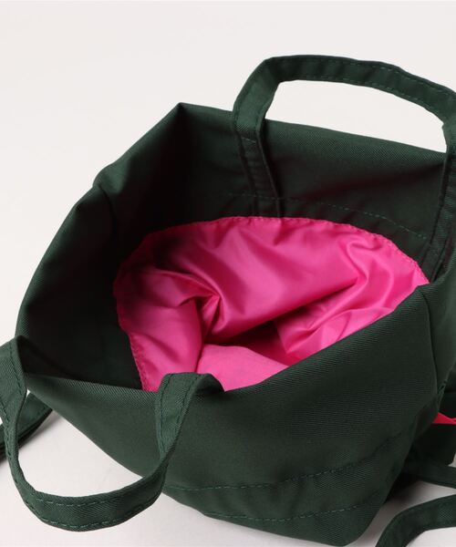 カヤ(カヤ)の「【カヤ】交差縫い巾着ショルダーバッグ(ショルダーバッグ・レディース・グリーン/ブラック系その他/ネイビー/ピンク/レッド/ホワイト・FREE)」の11枚目の写真