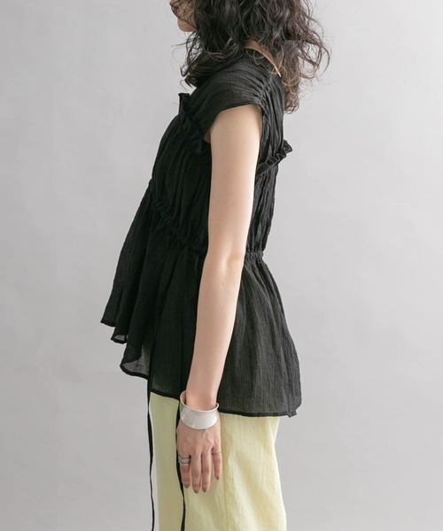 KBF（ケイビーエフ）の「ノースリーブギャザーブラウス（シャツ/ブラウス・レディース・ブラック/オレンジ系その他/レッド・ONE）」の15枚目の写真