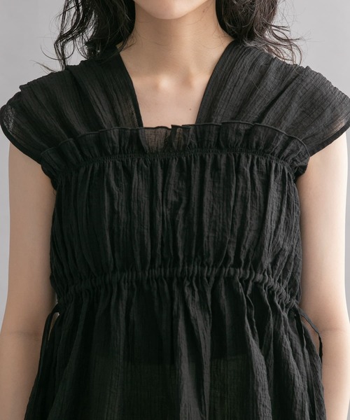 KBF（ケイビーエフ）の「ノースリーブギャザーブラウス（シャツ/ブラウス・レディース・ブラック/オレンジ系その他/レッド・ONE）」の13枚目の写真