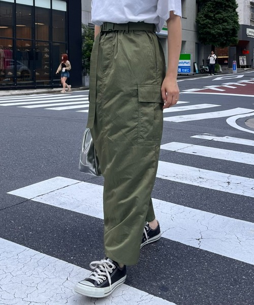 CIAOPANIC TYPY（チャオパニックティピー）の「【ベルト付き】ナイロンバックマーメイドカーゴスカート（スカート・レディース・カーキ/ブラック/ベージュ・SMALL/MEDIUM）」の8枚目の写真