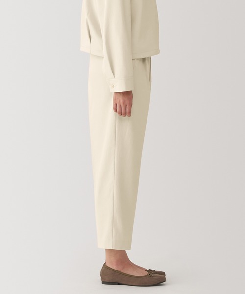 無印良品（ムジルシリョウヒン）の「婦人　撥水　テーパードパンツ（その他パンツ・レディース・ブラウン/ブラック/アイボリー・L/M/S）」の19枚目の写真