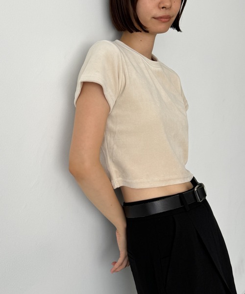 CANAL JEAN（キャナルジーン）の「El mar　コンパクトベロア半袖Tシャツ（Tシャツ/カットソー・レディース・グレー/ブラック/ベージュ・ONE SIZE）」の3枚目の写真