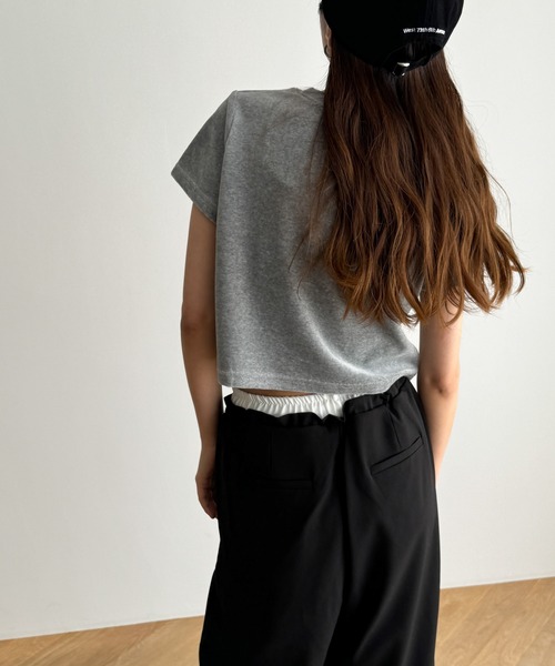 CANAL JEAN（キャナルジーン）の「El mar　コンパクトベロア半袖Tシャツ（Tシャツ/カットソー・レディース・グレー/ブラック/ベージュ・ONE SIZE）」の11枚目の写真