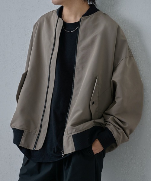 COLONY 2139（コロニートゥーワンスリーナイン）の「BIG MA-1（MA-1・メンズ・グレイッシュベージュ/ブラック・LARGE/MEDIUM）」の17枚目の写真