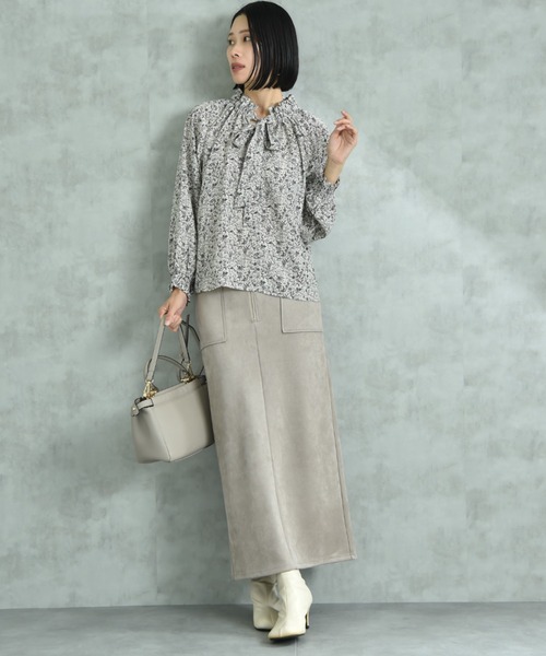 INTERPLANET(インタープラネット)の「デシン花柄ラグラン長袖ボウタイカラーブラウス(シャツ/ブラウス・レディース・オフホワイト/ブラック・MEDIUM/LARGE)」の13枚目の写真