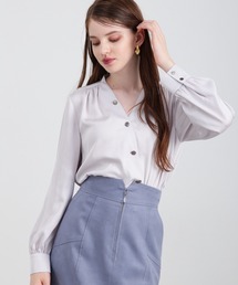 ◆Ｖネックボタンブラウス