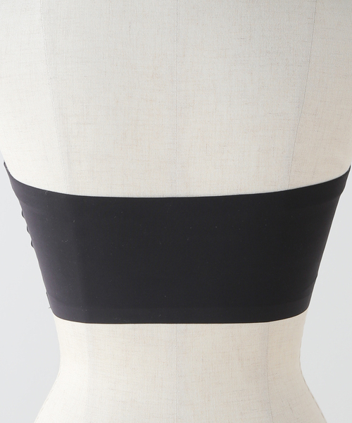 IENA(イエナ)の「NICENICE MOMENT/ナイスナイスモーメント TUBE TOP チューブトップ NNM03-24003-001(チューブトップ・レディース・ベージュ/ブラウン/ブラック・SMALL/MEDIUM)」の7枚目の写真
