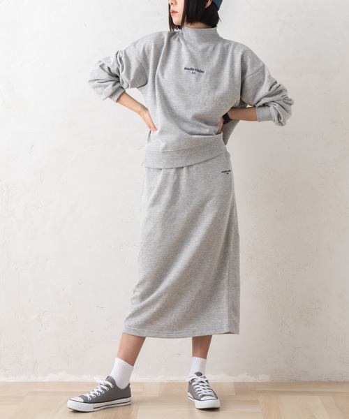 marie claire bis（マリクレール　ビス）の「【別注】marie claire bis/マリ・クレール ビス ブランド ロゴ ワンポイント 裏毛 スリット入り スウェット ロング スカート（スカート・レディース・ブラック/アッシュグレー・LL/L/M）」の5枚目の写真
