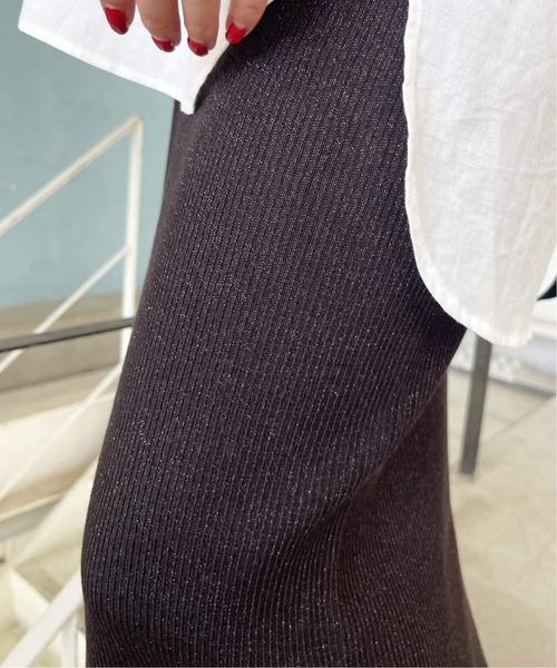 Spick & Span(スピックアンドスパン)の「《WEB限定追加》ラメリブニットタイトスカート(スカート・レディース・ブラック/ブラウン/グレー・38/36)」の20枚目の写真