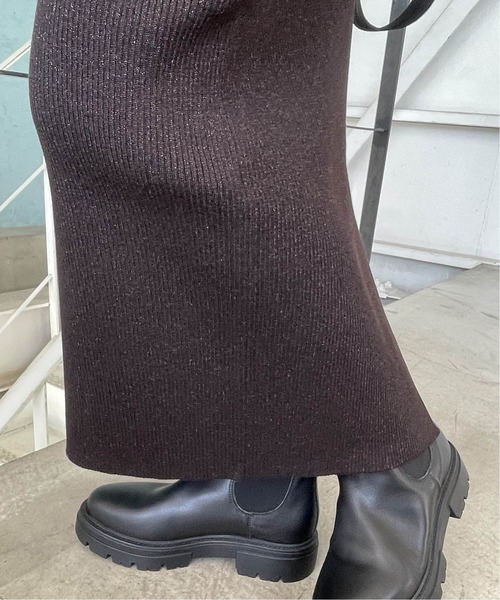 Spick & Span(スピックアンドスパン)の「《WEB限定追加》ラメリブニットタイトスカート(スカート・レディース・ブラック/ブラウン/グレー・38/36)」の21枚目の写真