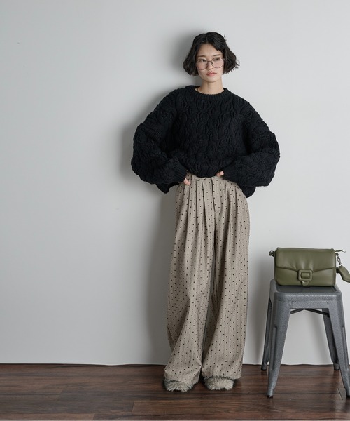 ケーブルクロップドニットプルオーバー（ニット/セーター）｜THE YOn