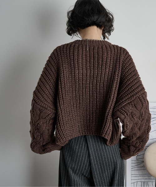 THE YOn（ザヨン）の「ケーブルクロップドニットプルオーバー（ニット/セーター・レディース・オレンジ/チャコール/アイボリー/ブラック/ブラウン/ライトグリーン・FREE）」の15枚目の写真