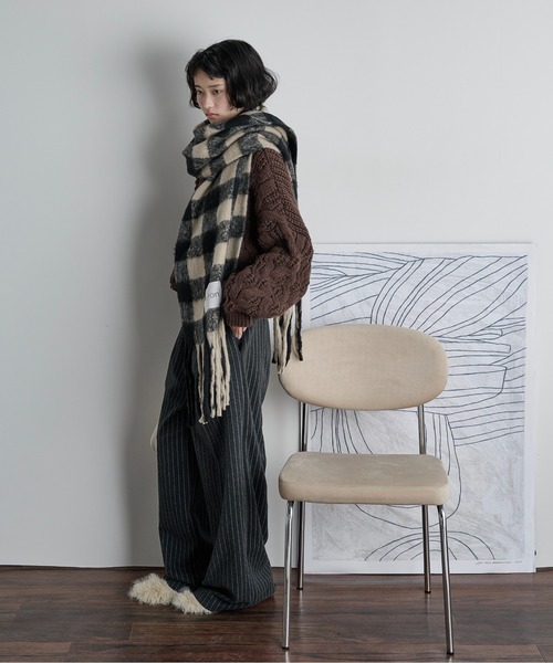 THE YOn(ザヨン)の「ケーブルクロップドニットプルオーバー(ニット/セーター・レディース・オレンジ/チャコール/アイボリー/ブラック/ブラウン/ライトグリーン・FREE)」の21枚目の写真