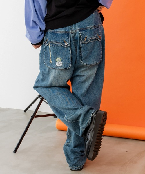 ScoLar Parity（スカラーパリティ）の「343106：どろぼうクマの刺繍デニムorツイルパンツ（デニムパンツ・メンズ・ブルー/ブラック・M）」の7枚目の写真