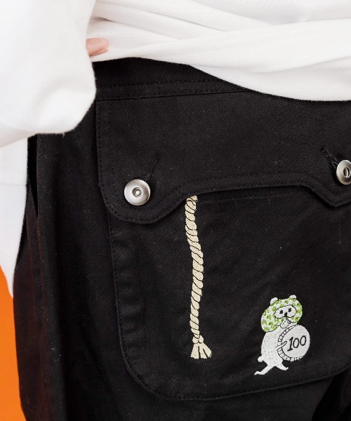 ScoLar Parity（スカラーパリティ）の「343106：どろぼうクマの刺繍デニムorツイルパンツ（デニムパンツ・メンズ・ブルー/ブラック・M）」の19枚目の写真