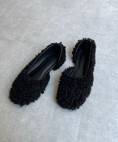 DouDou（ドゥドゥ）の「サイドオープンボアパンプス（バレエシューズ・レディース・ベージュ/ブラック・SMALL/LARGE/MEDIUM）」の6枚目の写真