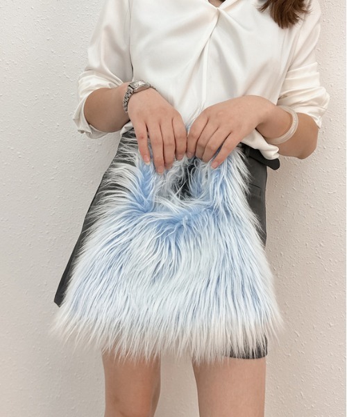 WEGO（ウィゴー）の「WEGO/長毛ファーハンドバッグ（ハンドバッグ・レディース・ブルー/オレンジ/ピンク/ダークブラウン・FREE）」の3枚目の写真