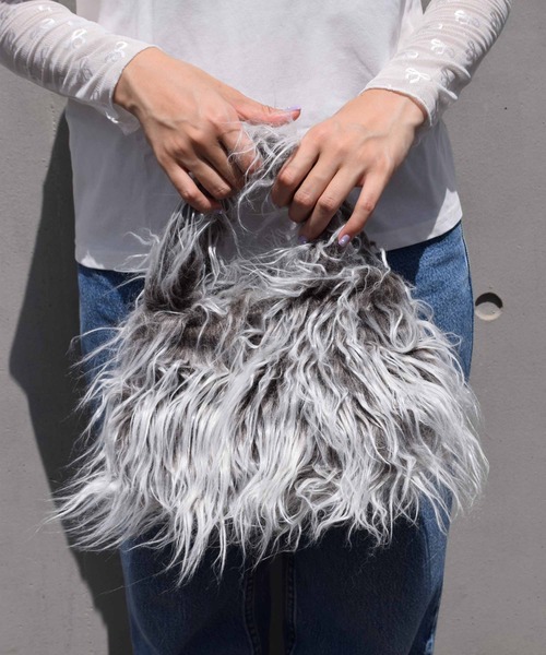 WEGO（ウィゴー）の「WEGO/長毛ファーハンドバッグ（ハンドバッグ・レディース・ブルー/オレンジ/ピンク/ダークブラウン・FREE）」の11枚目の写真