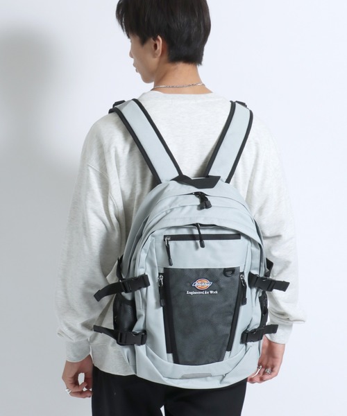 Dickies（ディッキーズ）の「Dickies（ディッキーズ）ブランドロゴワンポイント メッシュポケットバックパック/リュックサック メンズ レディース ユニセックス（バックパック/リュック・メンズ・グリーン系カモフラージュ/ブラック/ベージュ/グレー・FREE）」の11枚目の写真