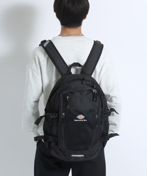 Dickies（ディッキーズ）の「Dickies（ディッキーズ）ブランドロゴワンポイント メッシュポケットバックパック/リュックサック メンズ レディース ユニセックス（バックパック/リュック・メンズ・グリーン系カモフラージュ/ブラック/ベージュ/グレー・FREE）」の5枚目の写真