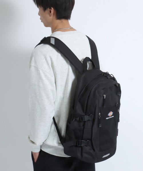 Dickies（ディッキーズ）の「Dickies（ディッキーズ）ブランドロゴワンポイント メッシュポケットバックパック/リュックサック メンズ レディース ユニセックス（バックパック/リュック・メンズ・グリーン系カモフラージュ/ブラック/ベージュ/グレー・FREE）」の6枚目の写真