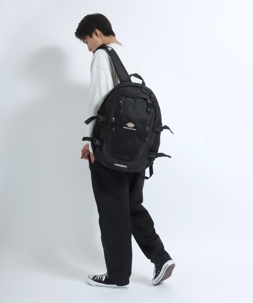 Dickies（ディッキーズ）の「Dickies（ディッキーズ）ブランドロゴワンポイント メッシュポケットバックパック/リュックサック メンズ レディース ユニセックス（バックパック/リュック・メンズ・グリーン系カモフラージュ/ブラック/ベージュ/グレー・FREE）」の9枚目の写真