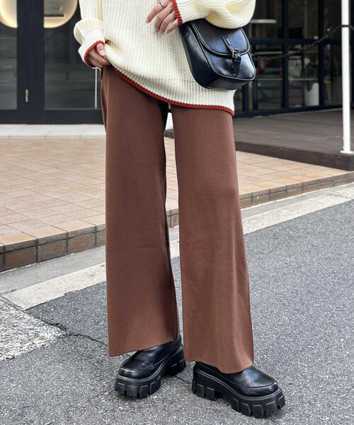 CPCM(シーピーシーエム)の「【マイナス3キロ見え!】リブニットイージーパンツ(その他パンツ・レディース・レッド/ブラウン/グリーン/アイボリー/ブラック/マスタード/グレー・SMALL/MEDIUM)」の4枚目の写真