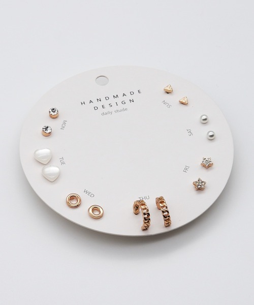 ciite'（シーテ）の「1 week ピアスセット / ピアス7セット（ピアス（両耳用）・レディース・シルバー/ゴールド・FREE）」の3枚目の写真