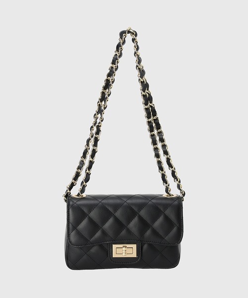 極美品✨【AULENTTI】　キルティング　ボディバッグ　レザー　チェーン　黒 AULENTTI】レザーキルティングチェーンバッグ（ハンドバッグ