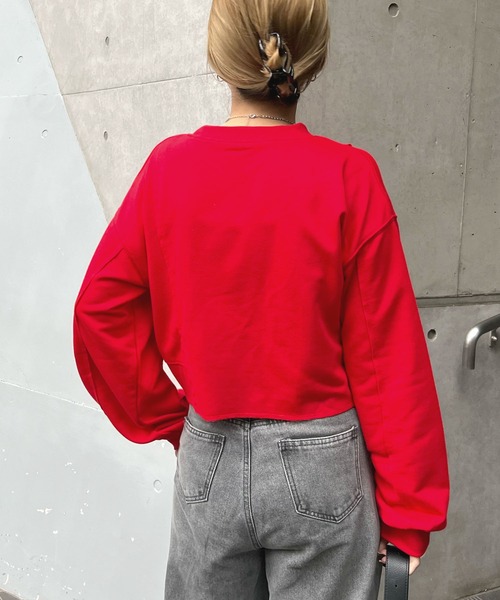 ABYS（アビス）の「【新色追加】リメイク風裏毛スウェットプルオーバー（スウェット・レディース・グレー/アイボリー/レッド/ブラック・FREE）」の7枚目の写真