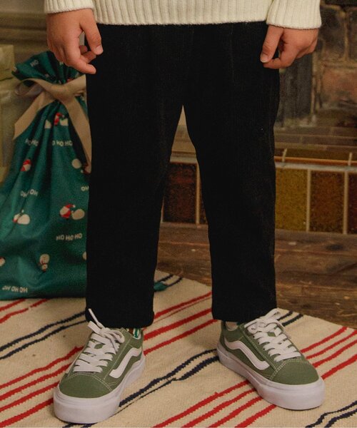 BREEZE（ブリーズ）の「あったかコーデュロイテーパードパンツ（その他パンツ・キッズ・サックスブルー/ブラック/アイボリー/キャメル・150/80/90/100/110/120/130/140）」の3枚目の写真