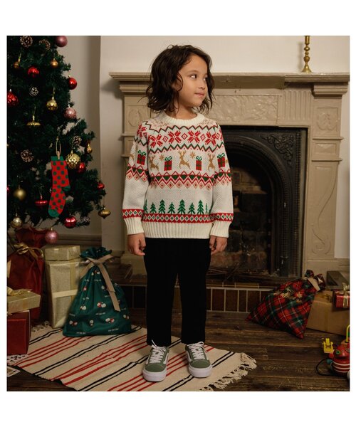 BREEZE（ブリーズ）の「あったかコーデュロイテーパードパンツ（その他パンツ・キッズ・サックスブルー/ブラック/アイボリー/キャメル・150/80/90/100/110/120/130/140）」の5枚目の写真