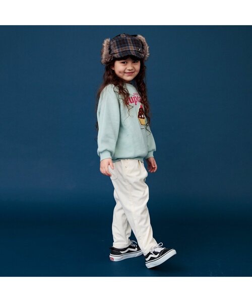 BREEZE（ブリーズ）の「あったかコーデュロイテーパードパンツ（その他パンツ・キッズ・サックスブルー/ブラック/アイボリー/キャメル・150/80/90/100/110/120/130/140）」の9枚目の写真