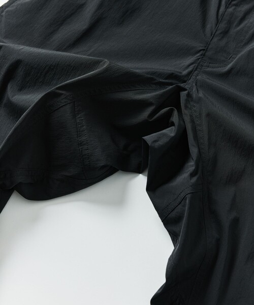 FREAK'S STORE（フリークスストア）の「限定展開 スリムフィット ストレッチナイロン クライミングパンツ（その他パンツ・メンズ・ネイビー/チャコールグレー/ブラック・LARGE/MEDIUM/SMALL）」の12枚目の写真