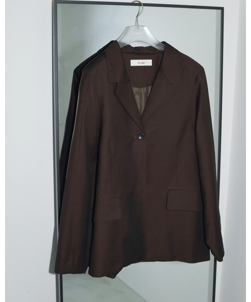 anuke （アンヌーク）ブラウン　テーラードジャケット パンツ　セットアップ anuke（アンヌーク）の「Eco Suede Jacket（テーラードジャケット